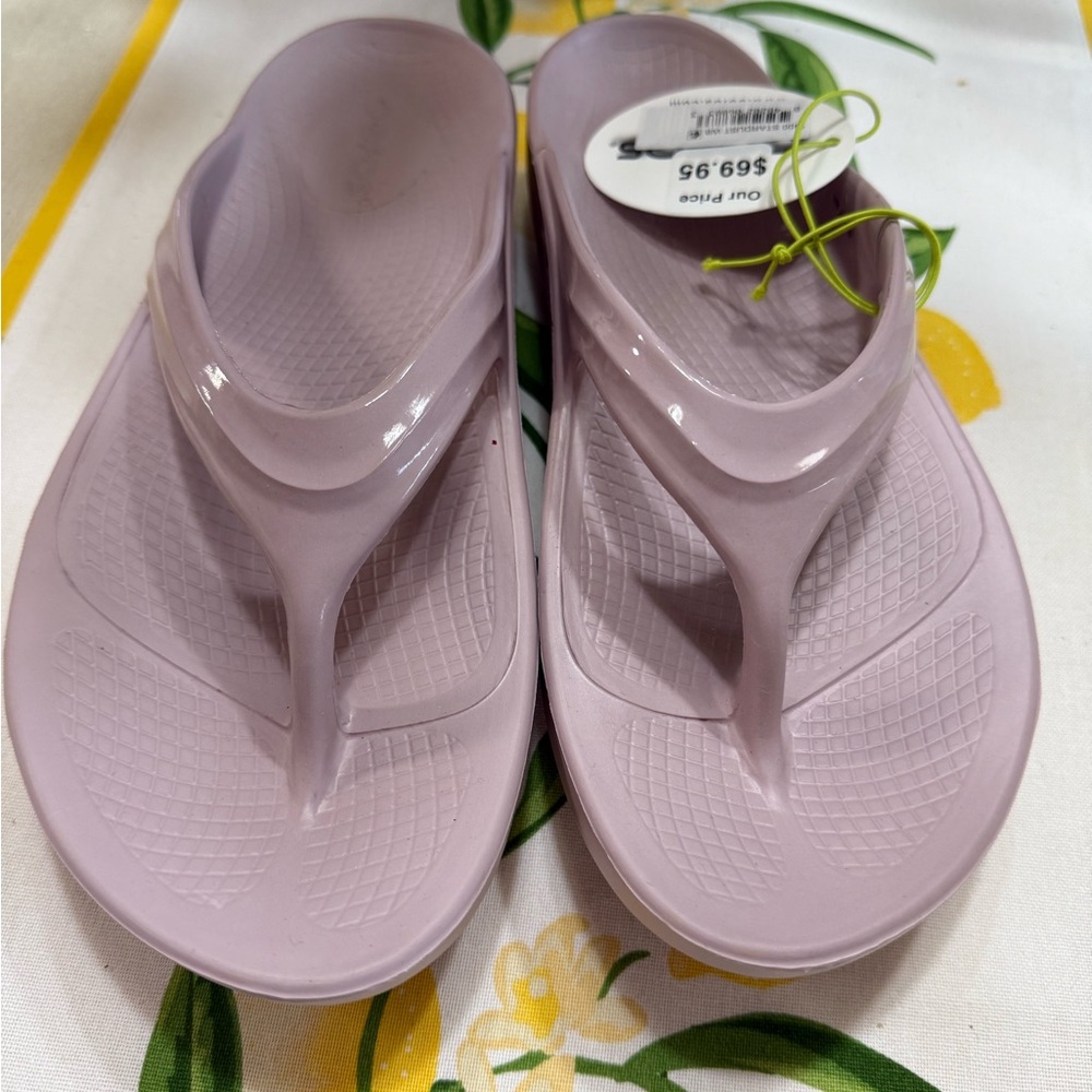 OOFOS Purple Ergonomic Sandals with Molded Footbed